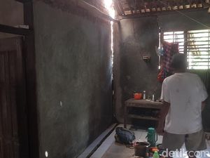 BPBD Lebak: Ratusan Rumah di Dua Desa Rusak Akibat Pergerakan Tanah BPBD Lebak: Ratusan Rumah di Dua Desa Rusak Akibat Pergerakan Tanah