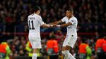 Di Maria Pulang ke MU: Ditimpuk Botol, Ditabrak Young, Bikin 2 Assist