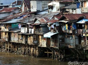 Naturalisasi Ciliwung Paling Cepat Dikerjakan Tahun Depan