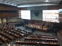 DPR Lantik Pengganti Fayakhun Andriadi