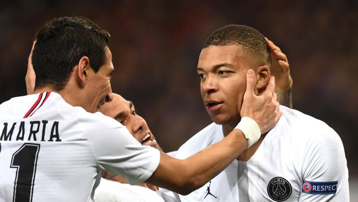 PSG bisa melewati tantangan sulit di Old Trafford meski tanpa Neymar dan Edinson Cavani (Michael Regan/Getty Images)