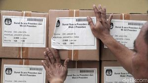 Kejar Target, Logistik Pemilu Terus Didistribusikan