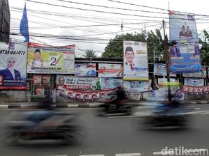 Duh, Spanduk Kampanye Caleg Bikin Kumuh Jalanan Ibu Kota