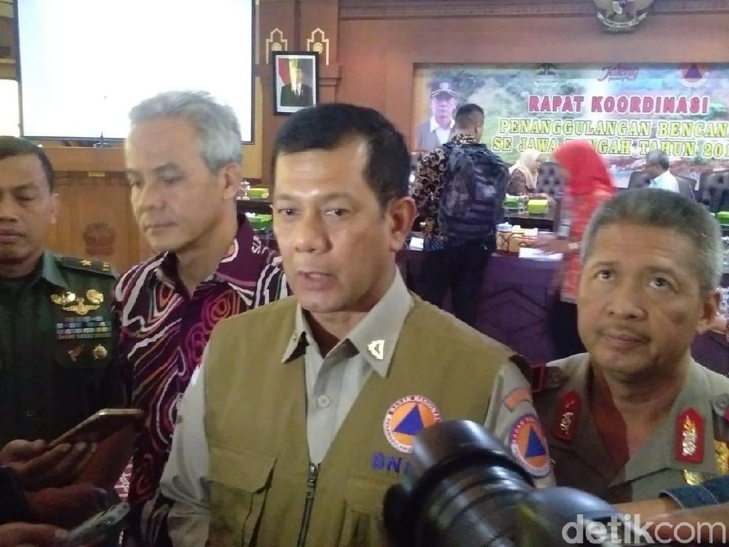 BNPB Anggarkan Rp 7 T untuk Pengadaan Alat Deteksi Dini Bencana BNPB Anggarkan Rp 7 T untuk Pengadaan Alat Deteksi Dini Bencana