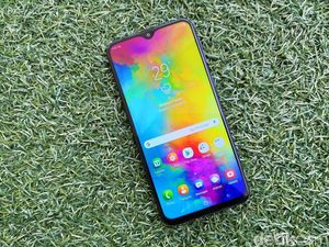 Samsung Punya Suksesor Galaxy M20 dengan Baterai Lebih Jumbo? Samsung Punya Suksesor Galaxy M20 dengan Baterai Lebih Jumbo?