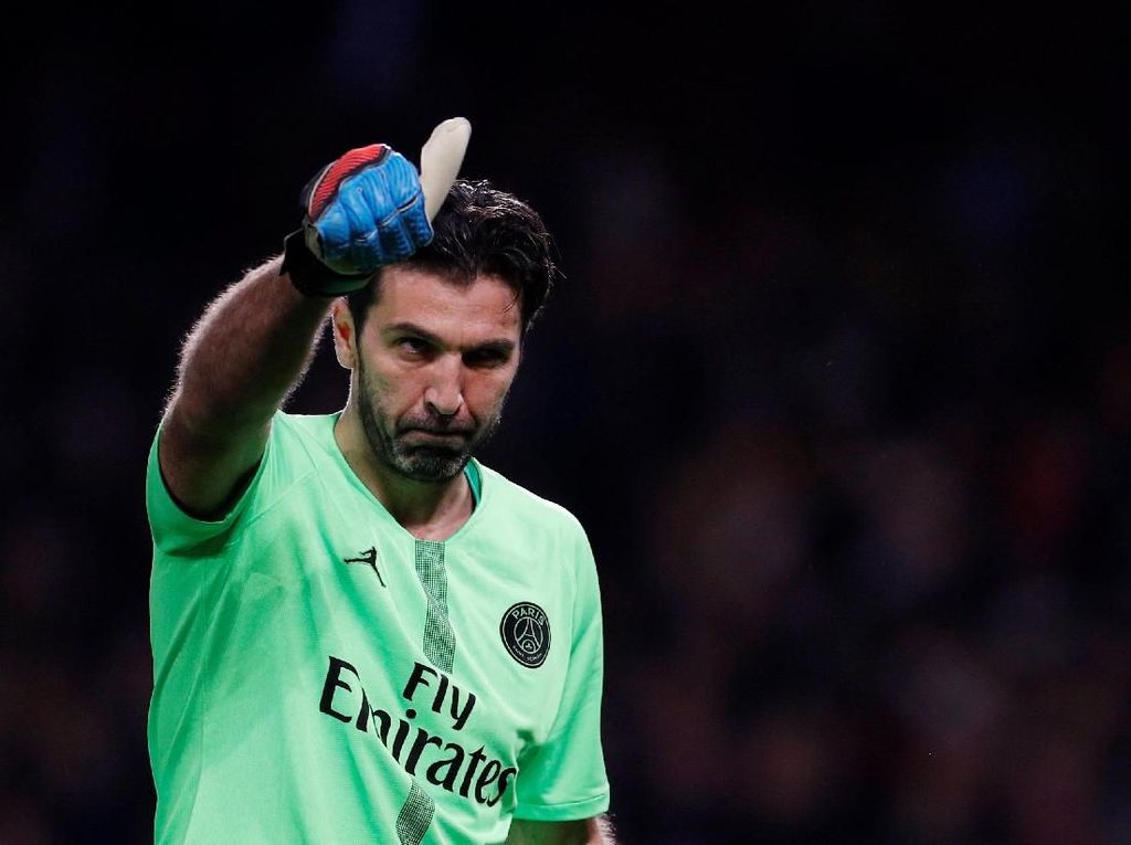 Buffon Buka Peluang Kembali ke Juventus Buffon Buka Peluang Kembali ke Juventus