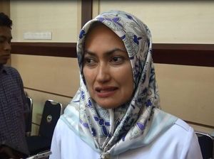 Rakyatnya Tandu Jenazah Puluhan Km, Ini Kata Bupati Rakyatnya Tandu Jenazah Puluhan Km, Ini Kata Bupati