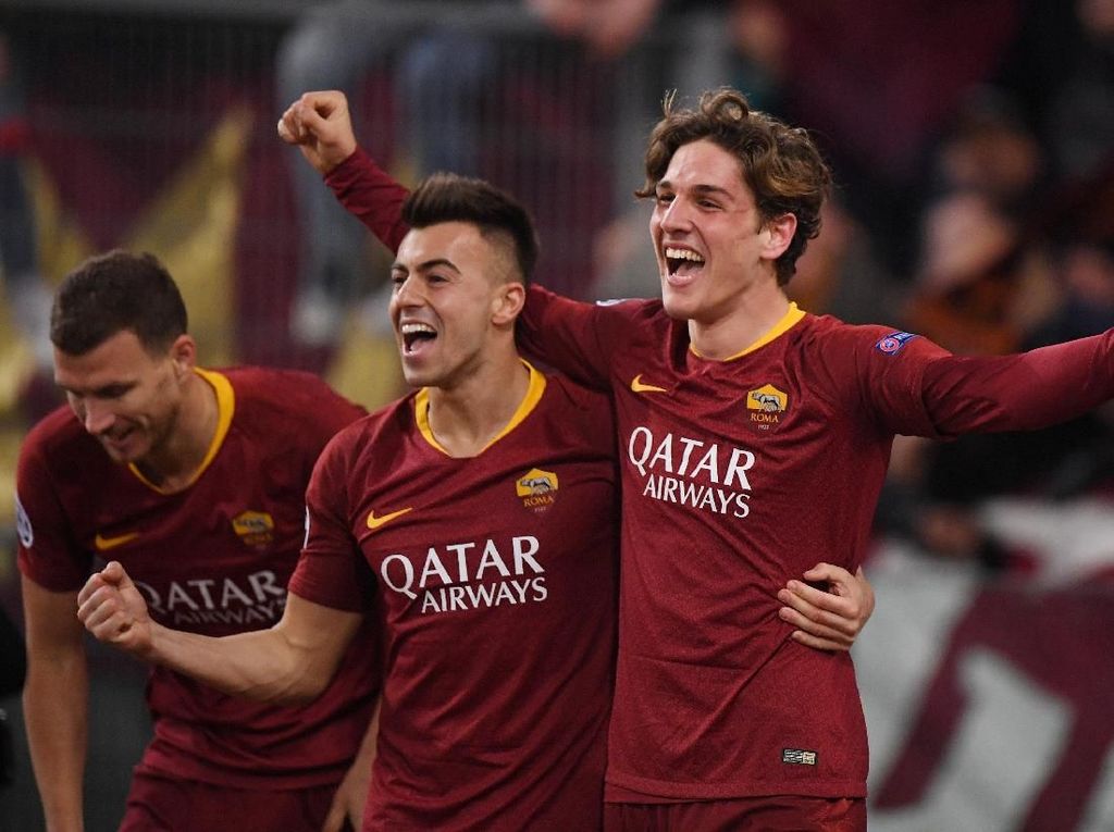 Hasil AS Roma vs FC Porto: Dua Gol Zaniolo Menangkan Serigala 2-1 Hasil AS Roma vs FC Porto: Dua Gol Zaniolo Menangkan Serigala 2-1