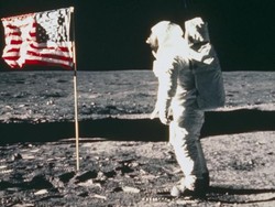 Mengapa Banyak Orang Percaya dengan Teori Konspirasi?