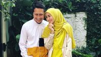 9 Pasangan Artis yang Kompak Berhijrah, Makin Harmonis