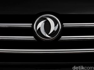 Produsen Mobil China DFSK PHK Karyawan Sepihak?