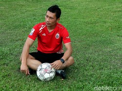 Seiring berjalan waktu, Ismed memperkuat Persiraja Banda Aceh pada 1999. Berlanjut ke Persijatim pada musim 2000/2001.