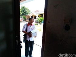 Guru yang Ditantang Siswa Direncanakan Umrah Bareng Aa Gym