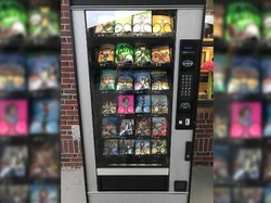Keren! Vending Machine di Sekolah Florida Menjual Buku