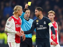 Kartu Kuning Konyol Ramos Bikin Madrid Dilibas Ajax