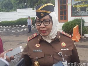 Kajati Banten Minta Masyarakat Tak Ragu Lapor Oknum Menyimpang Kajati Banten Minta Masyarakat Tak Ragu Lapor Oknum Menyimpang