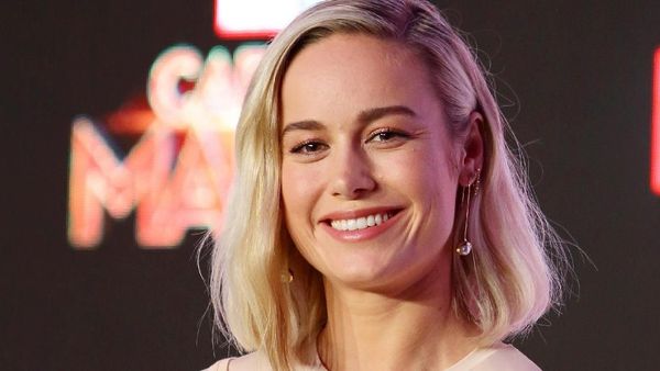 Liburannya Artis Cantik Brie Larson, Si Captain Marvel
