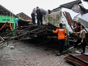 Puluhan Rumah di Sidoarjo Rusak Dihantam Puting Beliung
