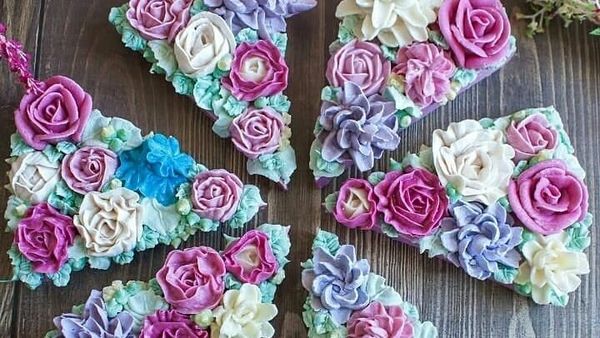 Jangan Dimakan! 10 Cake Cantik Ini Terbuat dari Sabun