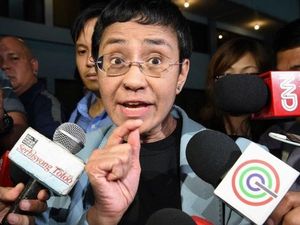 Jurnalis Maria Ressa Pengkritik Duterte Dibebaskan dengan Jaminan Jurnalis Maria Ressa Pengkritik Duterte Dibebaskan dengan Jaminan