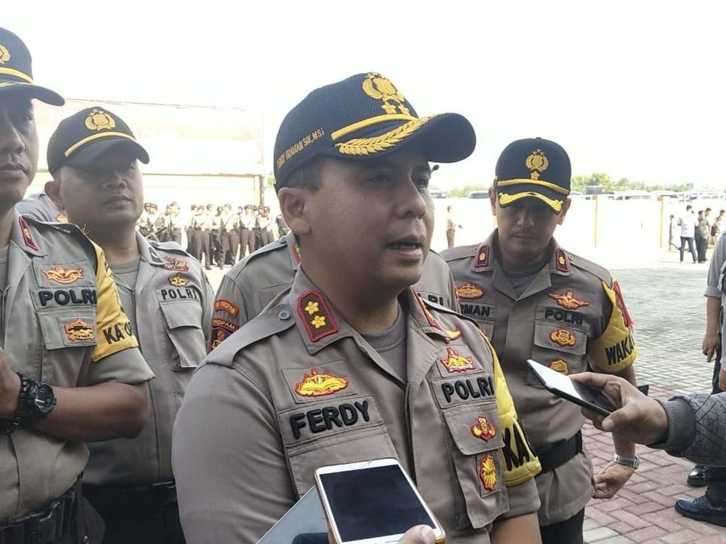 Polisi Duga Pelaku Ambil Ginjal Anak SD di Pamulang Hanya Mau Sebar Teror Polisi Duga Pelaku Ambil Ginjal Anak SD di Pamulang Hanya Mau Sebar Teror