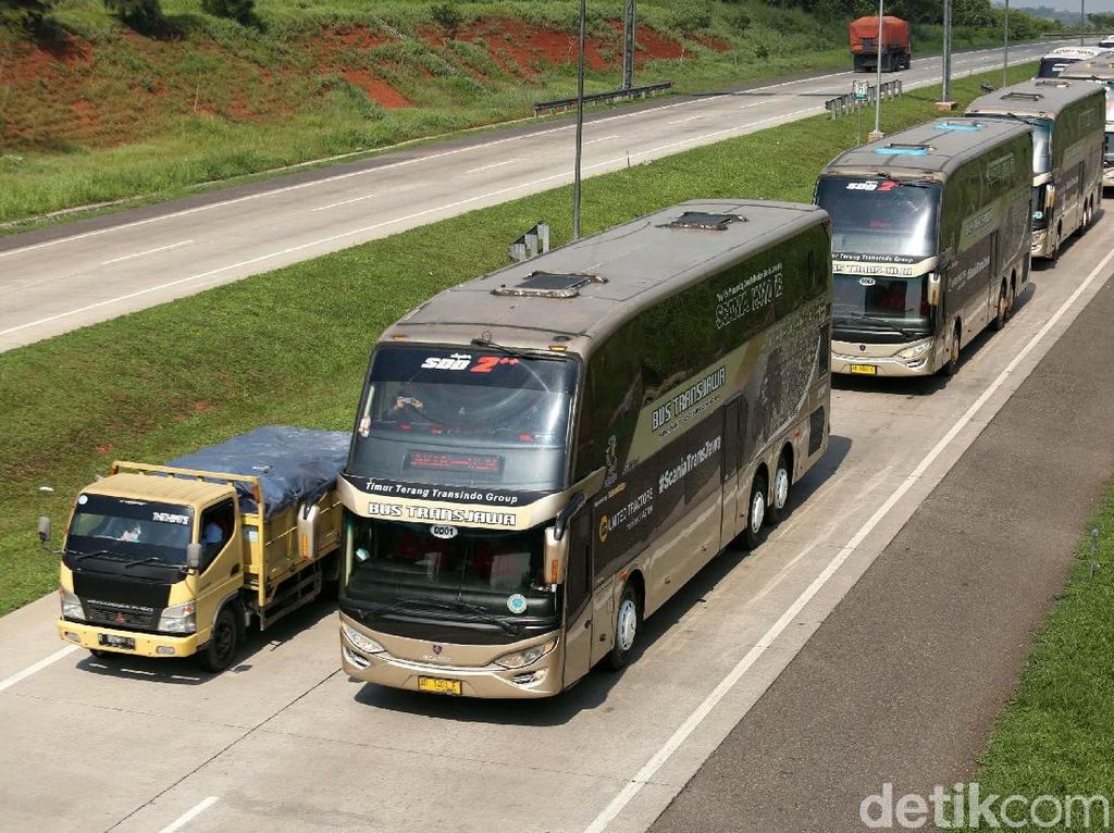 Bus Malam Sudah Minum Biodiesel B20, Pemerintah Jangan Plin-plan Bus Malam Sudah Minum Biodiesel B20, Pemerintah Jangan Plin-plan