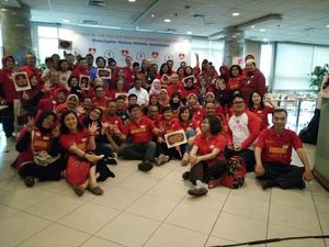 Komunitas Leukemia ELGEKA: Dont Give Up, Bu Ani! Komunitas Leukemia ELGEKA: Dont Give Up, Bu Ani!