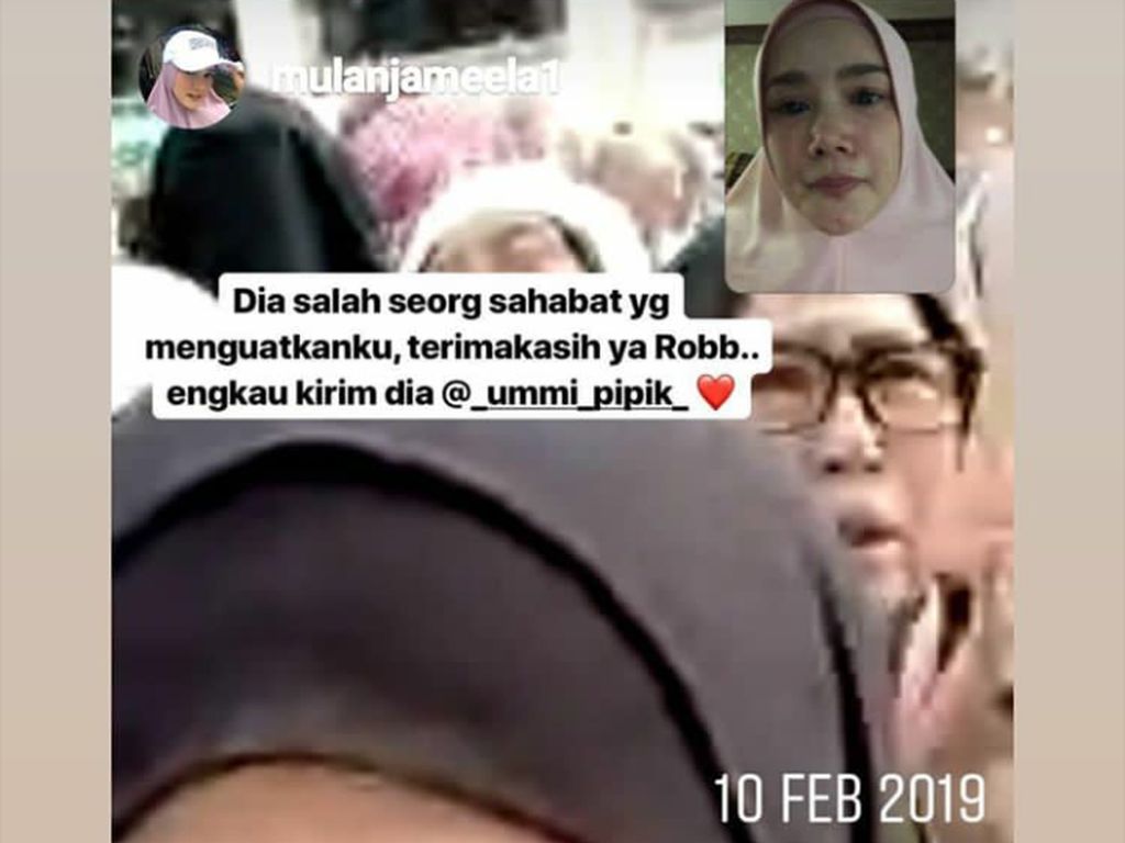 Wajah Mulan Jameela Sembab Video Call dengan Ummi Pipik Wajah Mulan Jameela Sembab Video Call dengan Ummi Pipik