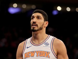 Enes Kanter Gabung Blazers