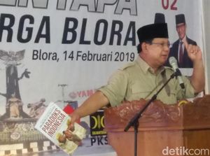 Pamer Buku Paradoks Indonesia, Prabowo Sentil Elite Pintar Bohong
