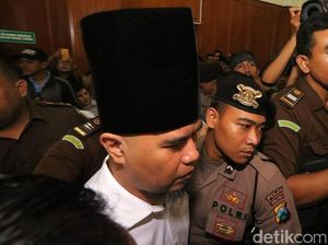 Dhani Hadapi Sidang Putusan Sela Kasus Idiot Pencemaran Nama Baik