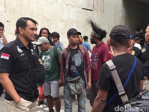 36 Pendemo Hadang Mobil Jokowi Bebas, Bakal Demo di Monas Lagi