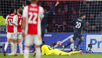 Marco Asensio menjadi supersub dalam laga kali ini. Dia mencetak gol kemenangan mengiris umpan Dani Carvajal pada menit ke-87. (Foto: Wolfgang Rattay/Reuters)