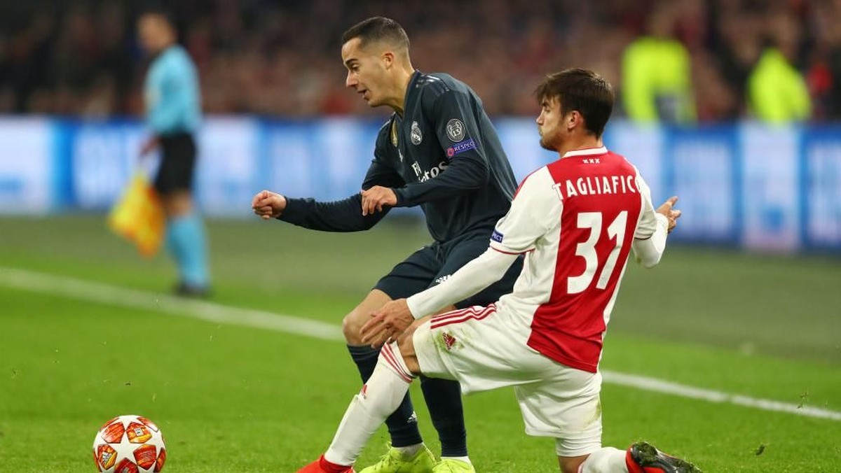 Real Madrid menang 2-1 atas Ajax. (Foto: Dean Mouhtaropoulos/Getty Images)