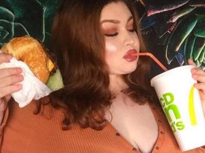 Wouw, Wanita Ini Dibayar untuk Makan 10.000 Kalori Per Hari!