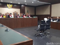 Jaksa Minta Hakim Tolak Keberatan Eks Bos Pertamina Karen