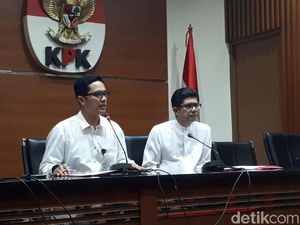 KPK Tetapkan Pengusaha Samin Tan Jadi Tersangka Suap KPK Tetapkan Pengusaha Samin Tan Jadi Tersangka Suap