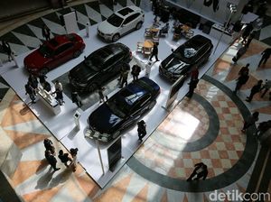 Orang Kaya RI Masih Doyan Beli Sedan