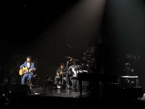 Glenn Fredly dan Adera Curhat Ditinggal Kekasih Nikah di Konsernya