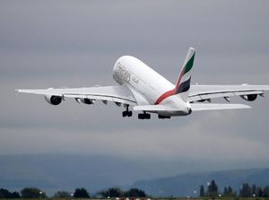 Soal Tiket Pesawat Mahal, Kemenpar: Kalau Mau Naik, Bertahap Lah