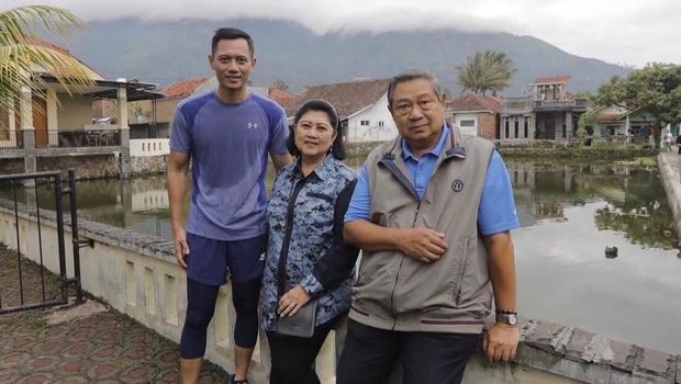 AHY dan Ani Yudhoyono dan SBY