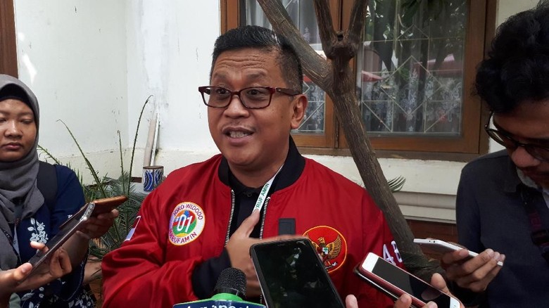 Kubu Prabowo Bahas Bagi-bagi Kursi Menteri, PDIP: Ojo Gege Mongso