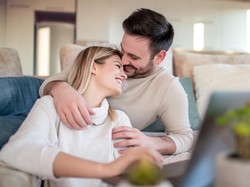 Menarik untuk Dicoba, 9 Tips Bercinta Tanpa Berisik