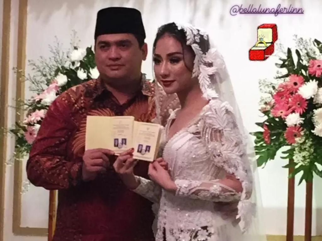 Diperiksa Polisi, Nana Ditanya soal Hubungan Seks dengan Bella Luna Diperiksa Polisi, Nana Ditanya soal Hubungan Seks dengan Bella Luna
