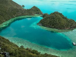 Mau Liburan ke Raja Ampat? Ini 10 Protokol Kesehatannya Mau Liburan ke Raja Ampat? Ini 10 Protokol Kesehatannya