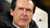 Kekalahan membuat olok-olok untuk Arsenal bertebaran di media sosial. Manajer Unai Emeri misalnya, ia digambarkan berwajah mirip Arsene Wenger, manajer Arsenal sebelumnya. (Foto: Twitter)