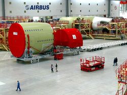 Mengintip Pabrik Pembuatan Airbus A380 Sebelum Stop Produksi