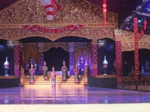 Lenggak-lenggok Tarian Thailand