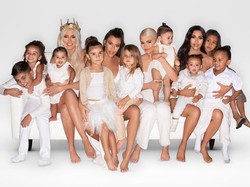 Ini Maksud Kim Kardashian Beri Kado Tas Bentuk Terong Untuk Khloe