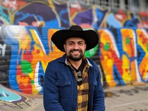 Wouw! Pria Ini Punya 600 Kotak Kemasan McDonalds dari Berbagai Belahan Dunia